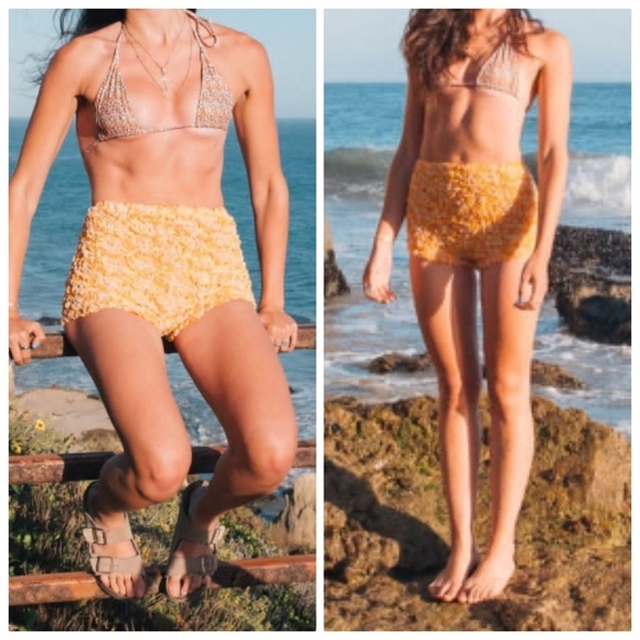 New Free People Scrunch It Up Micro Sunset Combo Festival Shorts NWOT Size Large - Picture 4 of 11